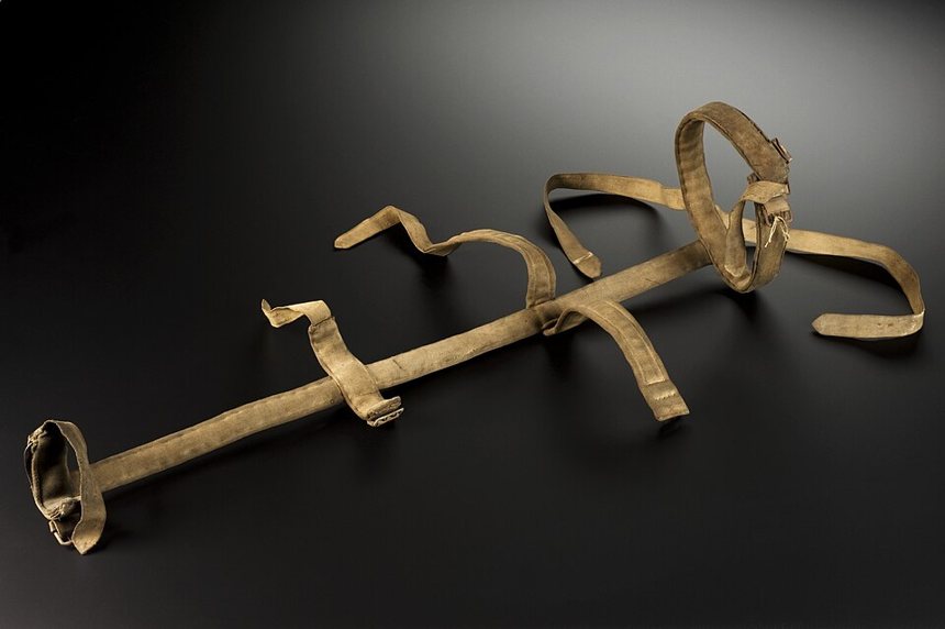 A Thomas-type leg splint